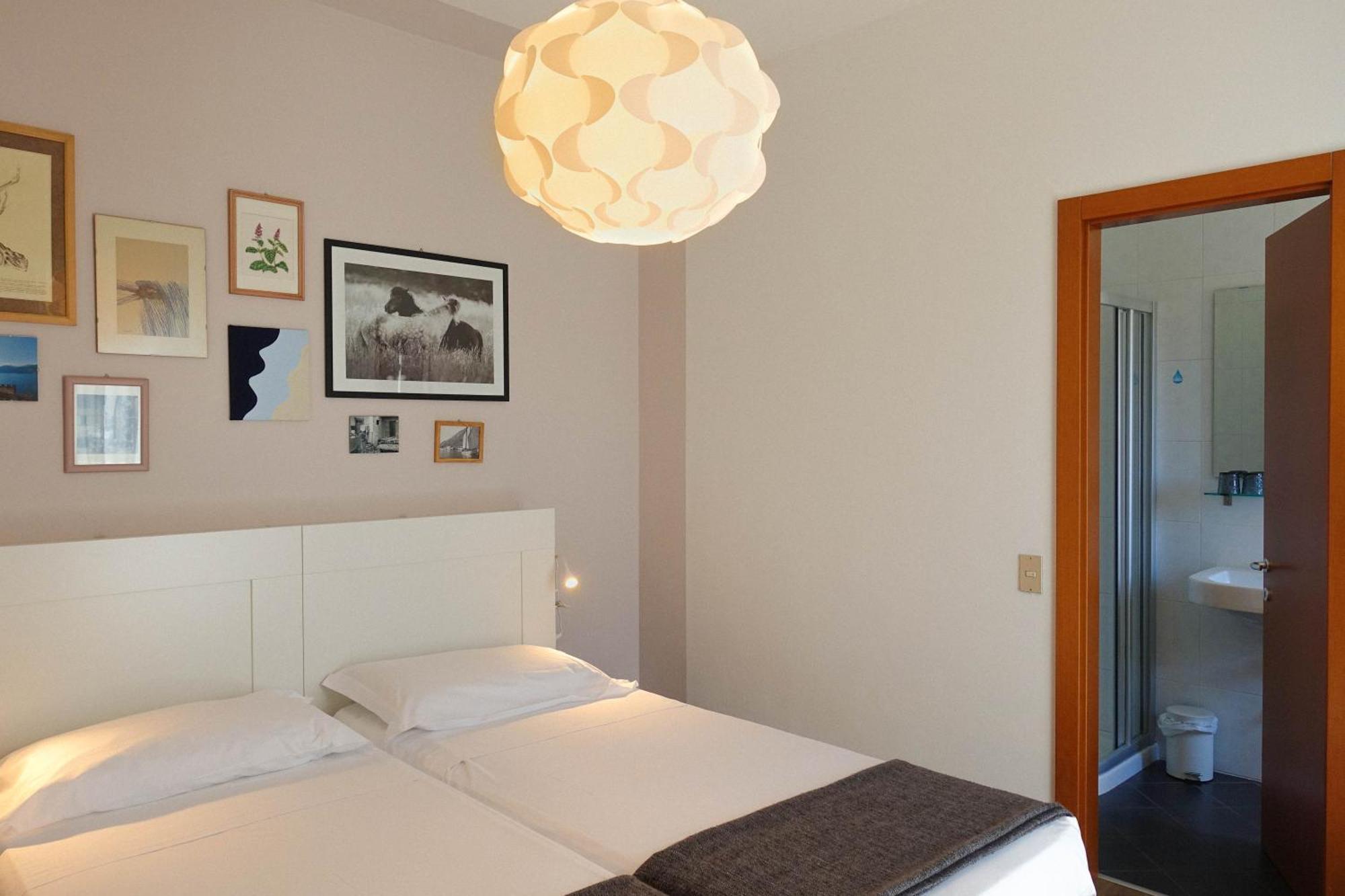 Hotel Peler Мальчезіне Номер фото